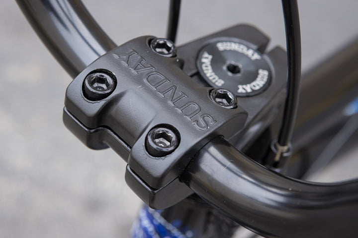 Sunday Forecaster Park - Maca Perez Grasset Signature