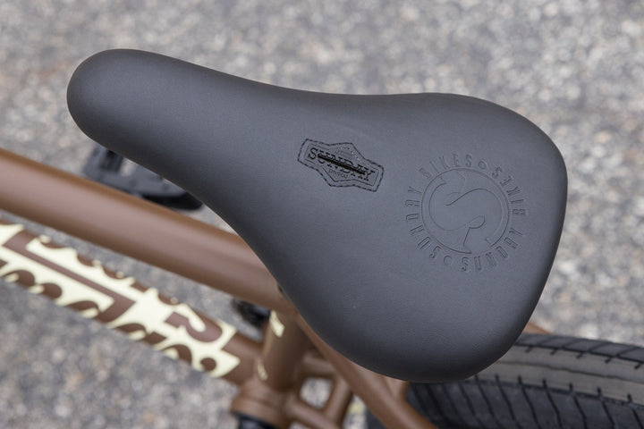 Sunday EX - Julian Arteaga Signature