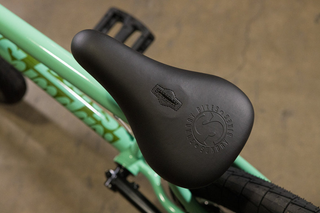 Sunday EX - Erik Elstran Signature