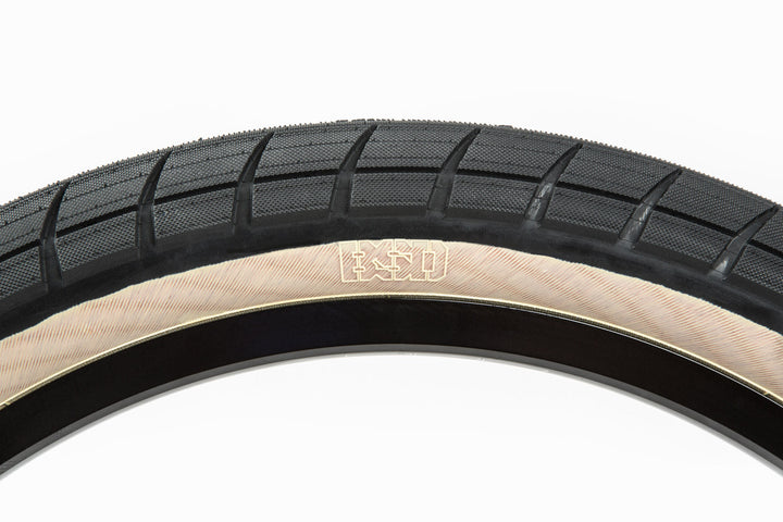 BSD Donnasqueak Tires