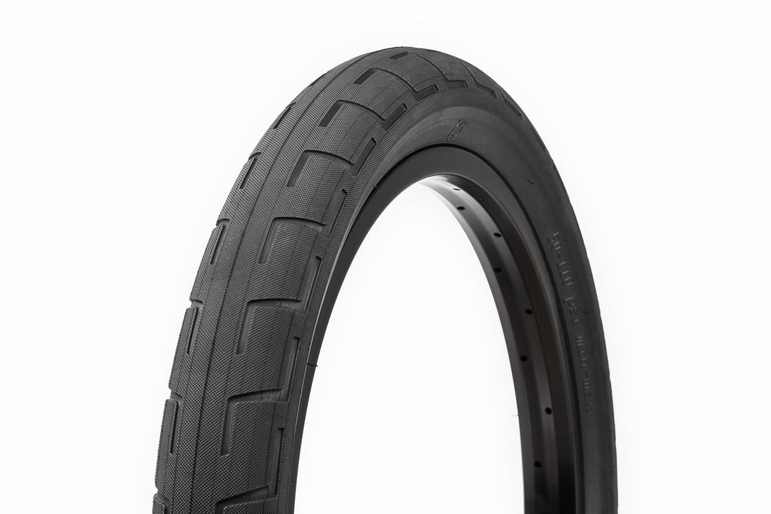 BSD DONNASTREET KEVLAR BEAD TIRE