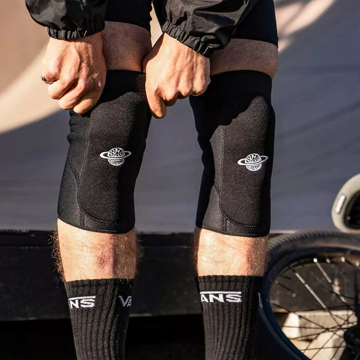 Space Brace Knee Pads